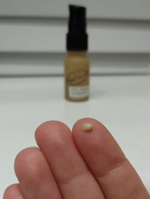 A blob of Upcircle's eye cream dabbed onto my finger.