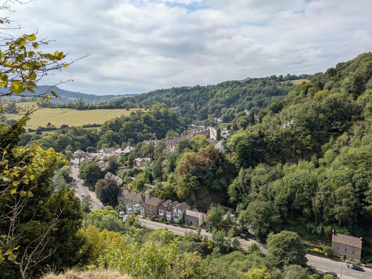 Pedestrian adventures – High Tor and Heights of&nbsp;Abraham